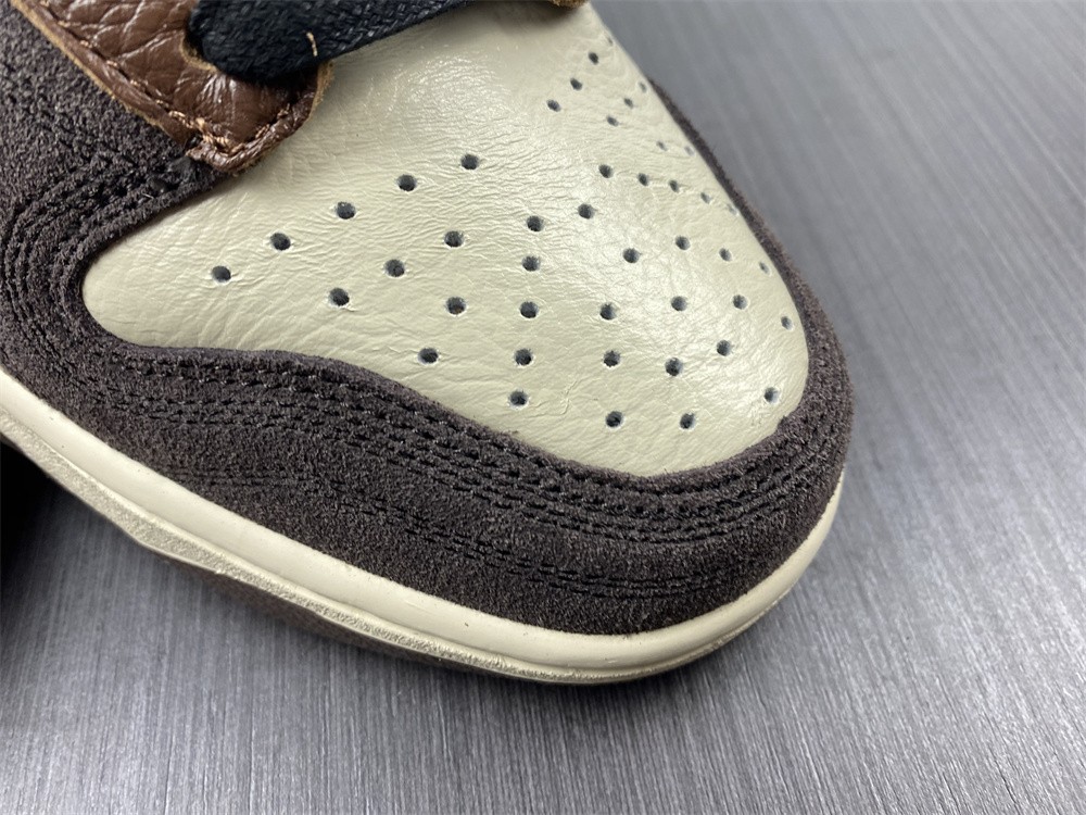 Nike Dunk High X Bodega   CZ8125-200